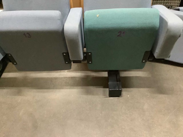Theaterstoelen set van 3 stuks - afbeelding 4 van  7