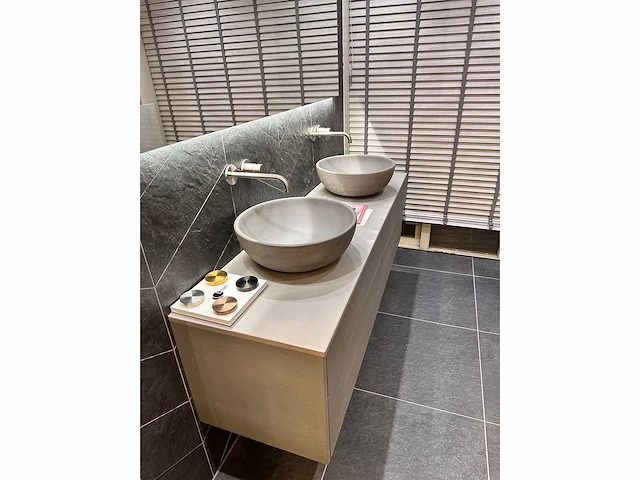 Thebalux taste badkamerkast 164,7x48,5 cm - afbeelding 6 van  9