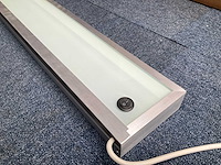 Thebo wandplank met verlichting aluminium 90cm - afbeelding 7 van  9