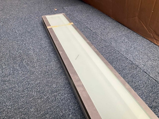 Thebo wandplank met verlichting aluminium 90cm - afbeelding 8 van  9