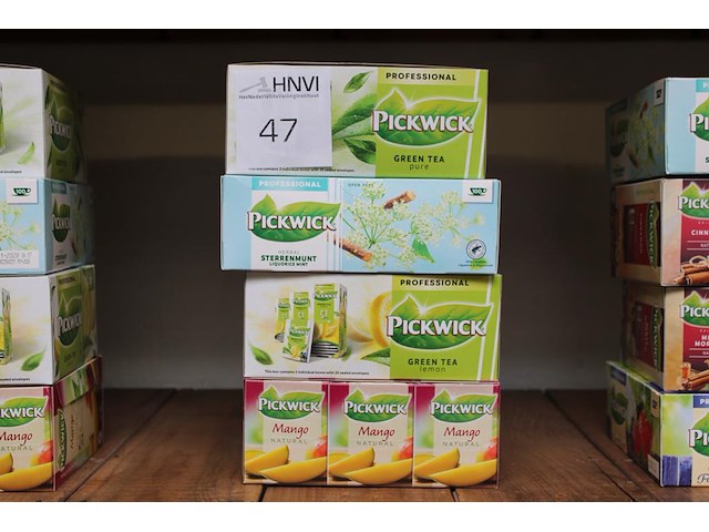 Thee picknick in 4 smaken. 325 zakjes. - afbeelding 1 van  2