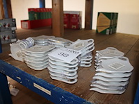 Theebordjes. 48 stuks. - afbeelding 2 van  2