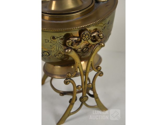 Theepot in houder - afbeelding 3 van  5