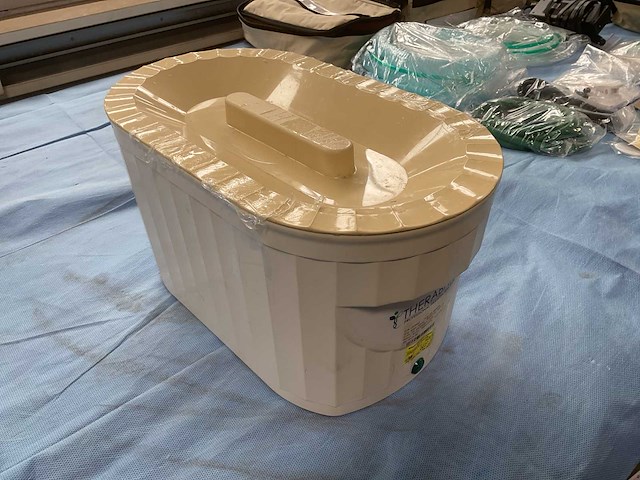 Therabath parafine bad - afbeelding 1 van  6