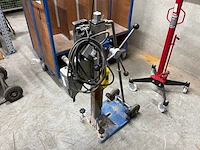 Thermo 9 diamandboor op statief