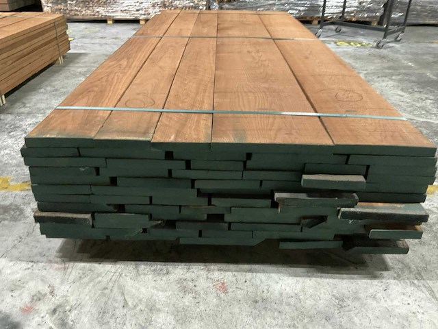 Thermo eiken planken 26 mm ca. 0,800 m³ - afbeelding 2 van  3