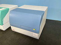 Thermo fluoroskan ascent fl 374 microplaatfluorometer (2x) - afbeelding 2 van  7