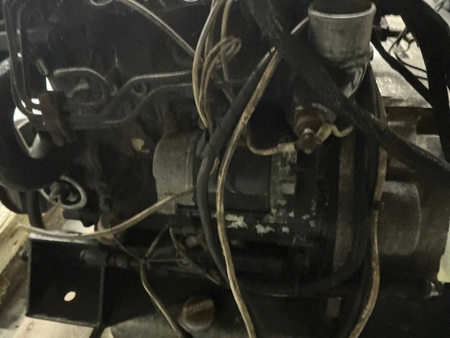 Thermo king 3 cilinder dieselmotor - afbeelding 7 van  8