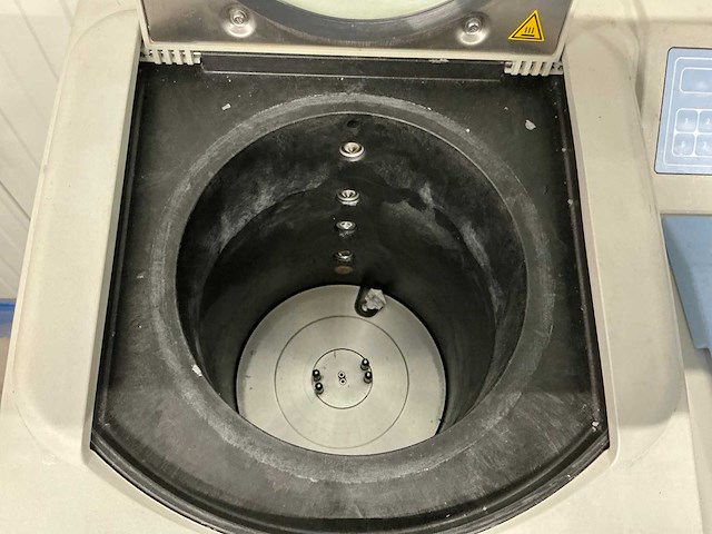 Thermo scientific - excelsior es - tissue processor - afbeelding 2 van  4