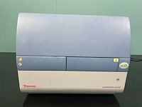 Thermo scientific - luminoskan ascent 392 - microplaatlezer - afbeelding 2 van  7