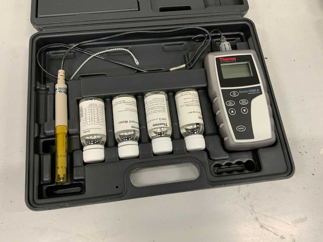 Thermo scientific eutech cond 6 plus geleidbaarheid meter set - afbeelding 3 van  6