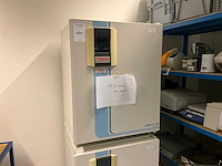 Thermo scientific heracell 150i gp laboratorium co2-incubator (2x) - afbeelding 4 van  11