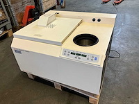 Thermo scientific spd2010 speedvac centrifuge