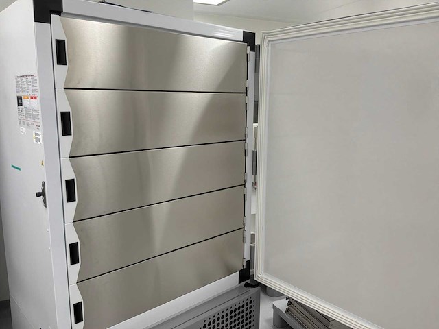 Thermo scientific tsx70086v ult laboratoriumvriezer - afbeelding 1 van  3