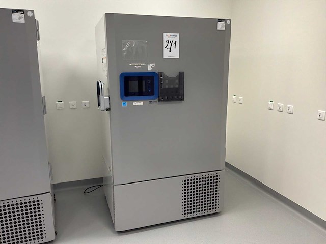 Thermo scientific tsx70086v ult laboratoriumvriezer - afbeelding 1 van  7