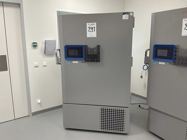 Thermo scientific tsx70086v ult laboratoriumvriezer - afbeelding 1 van  7