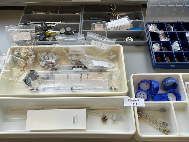 Thermo scientific ultimate 3000 hplc-systeem - afbeelding 10 van  12