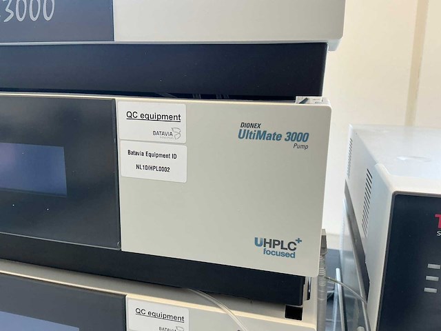 Thermo scientific ultimate 3000 hplc-systeem - afbeelding 2 van  12