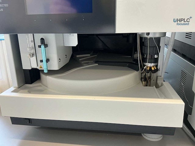 Thermo scientific ultimate 3000 hplc-systeem - afbeelding 4 van  12