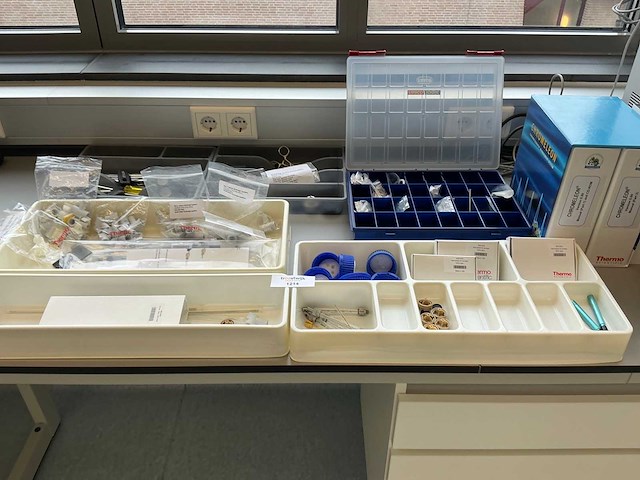 Thermo scientific ultimate 3000 hplc-systeem - afbeelding 8 van  12