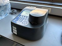Thermo spectronic genesys 10-s spectrofotometer - afbeelding 1 van  6