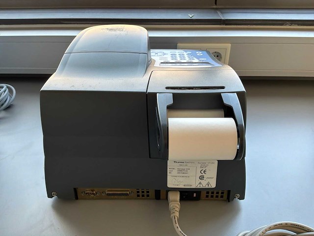 Thermo spectronic genesys 10-s spectrofotometer - afbeelding 5 van  6