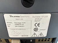 Thermo spectronic genesys 10-s spectrofotometer - afbeelding 6 van  6