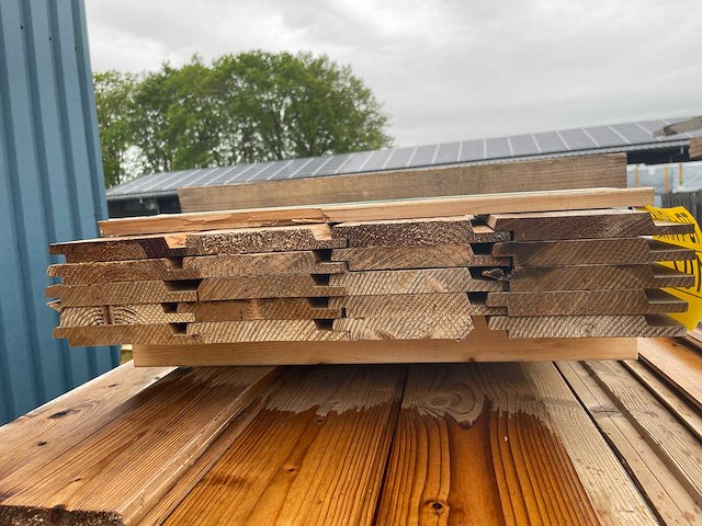 Thermo vuren channelsiding 3000-3900x140x18mm (20x) - afbeelding 3 van  3