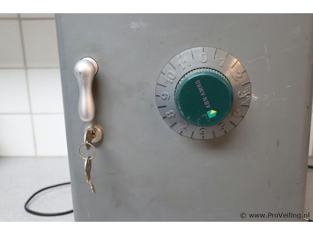 Thermoelectric cooler & warmer epd3218 - afbeelding 2 van  5