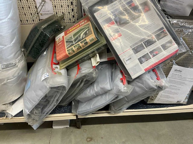 Thermomatten, kofferbak beschermers en aanhangernetten - afbeelding 3 van  10