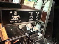 Thermoplan black&white 3 professionele volautomatische espressomachine - afbeelding 7 van  11