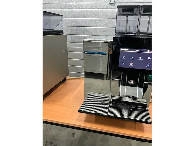 Thermoplan bw4c ctm 2022 koffiemachine - afbeelding 5 van  11