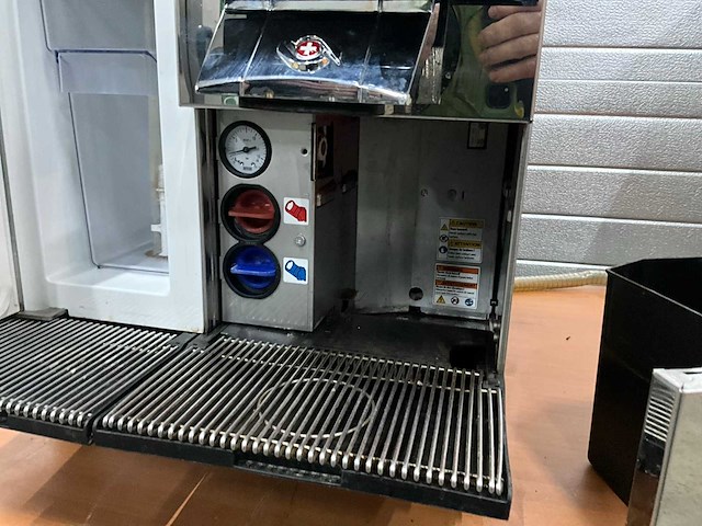 Thermoplan bw4c ctm 2022 koffiemachine - afbeelding 7 van  10