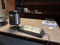 Thermoskan en warmhoudplaatje - afbeelding 1 van  5