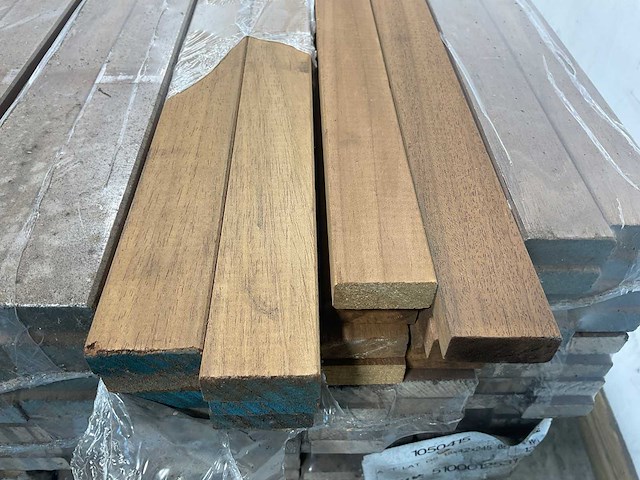 Thermovision ayous lat geschaafd 245x4,2x1,8 cm (120x) - afbeelding 2 van  5