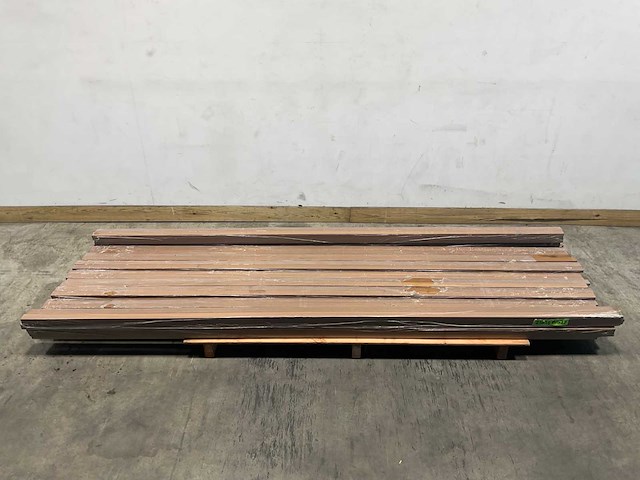 Thermovision ayous lat geschaafd 305x4,2x1,8 cm (96x) - afbeelding 1 van  8