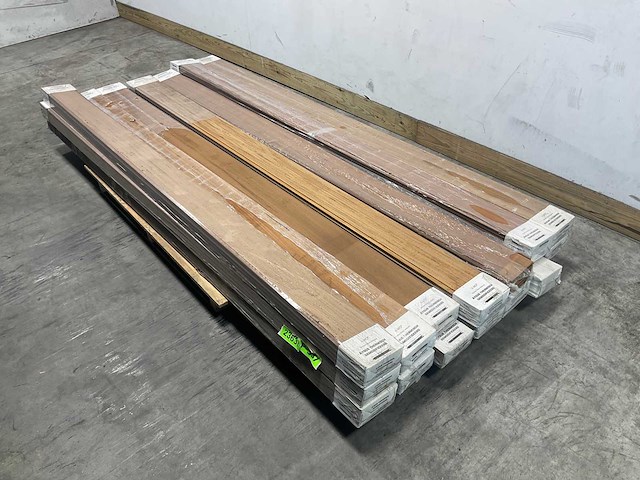 Thermovision ayous vellingdeel geschaafd 245x14,5x1,4 cm (50x) - afbeelding 1 van  8