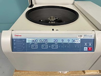 Thermowetenschappelijk - heraeus megafuge 16r - centrifuge - 2010 - afbeelding 7 van  8