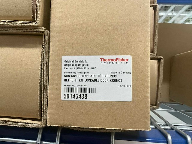 Thermowetenschappelijke 50145438 retrofit kit met afsluitbare deur kronos (16x) - afbeelding 3 van  3