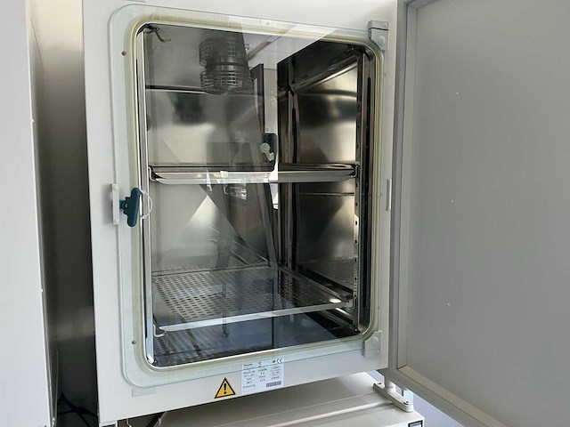 Thermowetenschappelijke heracell 150i gp laboratorium co2-incubator (4x) - afbeelding 9 van  13