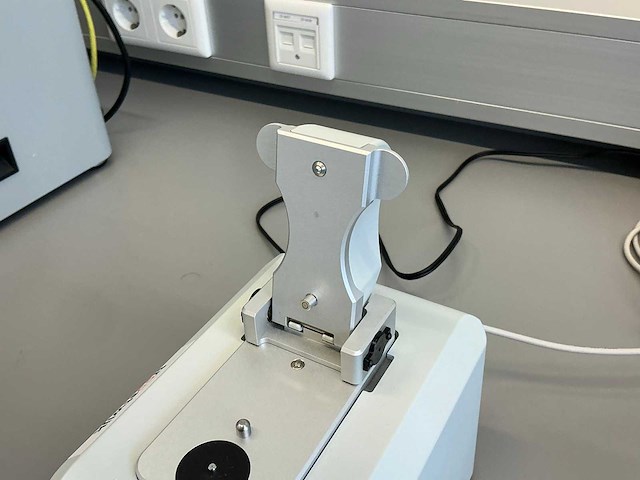 Thermowetenschappelijke nanodrop 2000 spectrofotometer - afbeelding 5 van  7