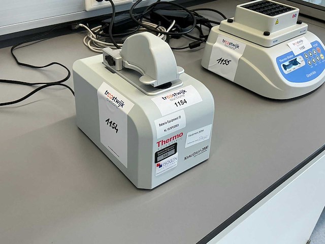 Thermowetenschappelijke nanodrop 2000 spectrofotometer - afbeelding 2 van  7