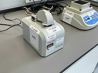 Thermowetenschappelijke nanodrop 2000 spectrofotometer - afbeelding 2 van  7