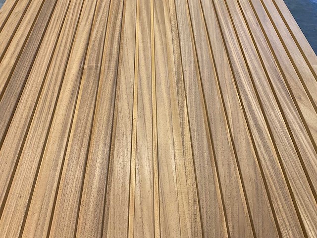 Thermowood ayous rib3 gevelbekleding 210x14x1,7 cm (40x) - afbeelding 5 van  11