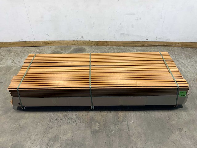 Thermowood ayous rib3 gevelbekleding 240x14x1,7 cm (35x) - afbeelding 4 van  11