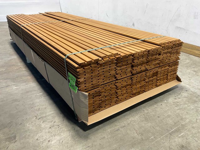 Thermowood ayous rib3 gevelbekleding 240x14x1,7 cm (35x) - afbeelding 10 van  11