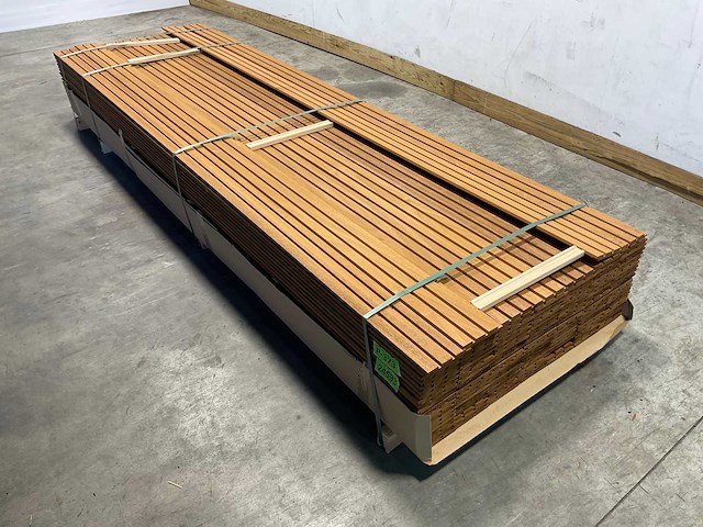 Thermowood ayous rib3 gevelbekleding 300x14x1,7 cm (35x) - afbeelding 1 van  7