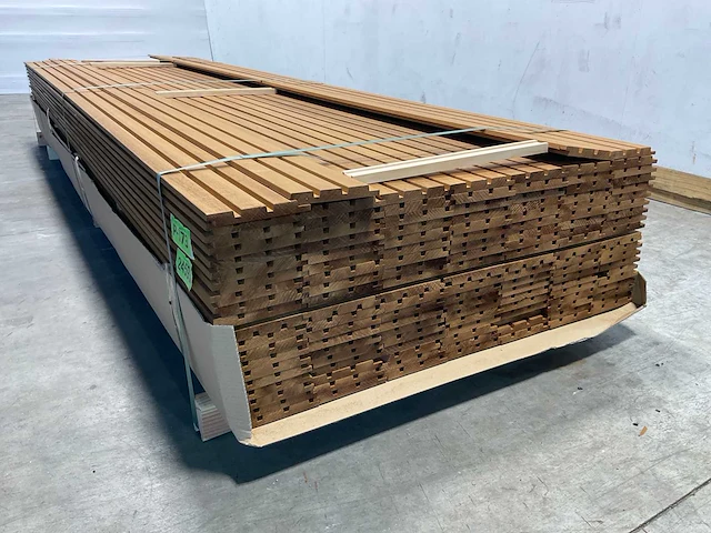 Thermowood ayous rib3 gevelbekleding 300x14x1,7 cm (35x) - afbeelding 7 van  9