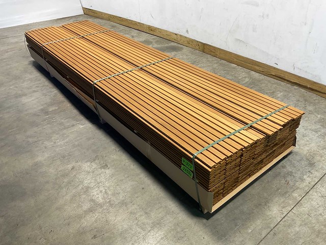 Thermowood ayous rib3 gevelbekleding 330x14x1,7 cm (35x) - afbeelding 1 van  8