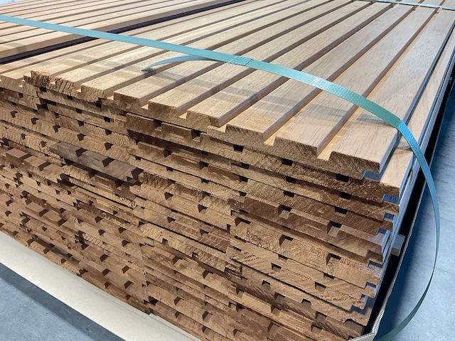 Thermowood ayous rib3 gevelbekleding 330x14x1,7 cm (35x) - afbeelding 7 van  10
